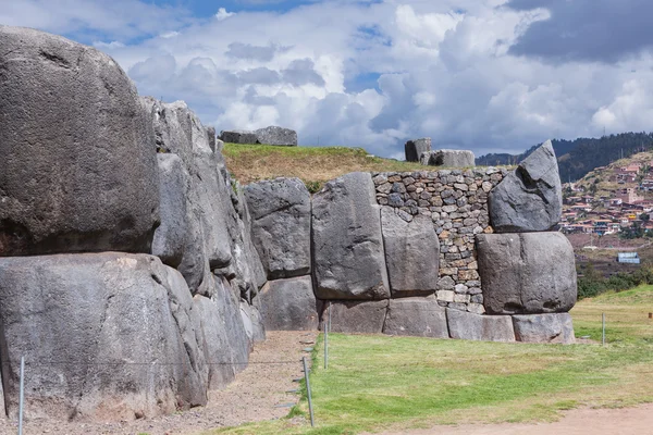 Sitio inca de Saqsaywaman en Perú — Foto de Stock