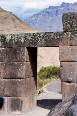 Pisac Inca kapıda 