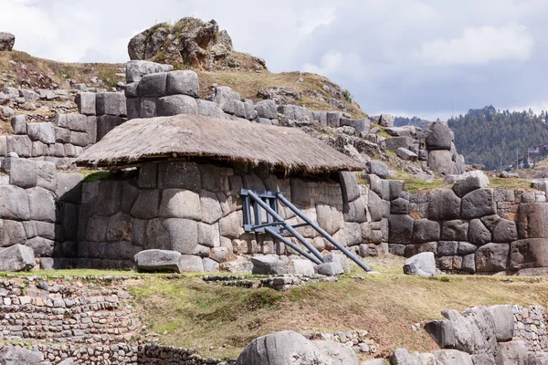 Sitio inca de Saqsaywaman en Perú — Foto de Stock