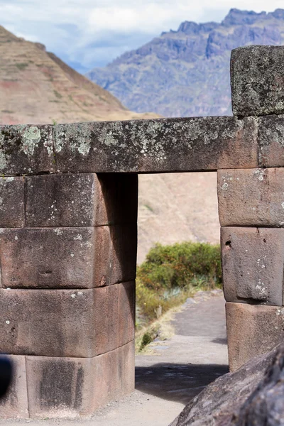 Inca ajtóban Pisac — Stock Fotó
