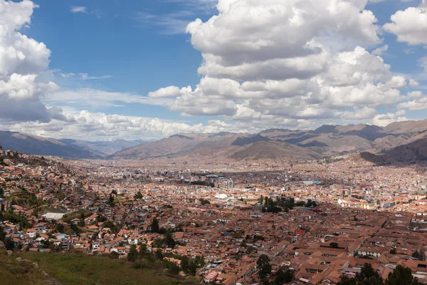 Vista de la ciudad de Cusco desde el sitioSaqsaywaman — Foto de Stock