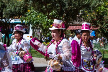 Ollantaytambo Peru kutlama