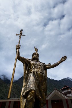 Monumento al Gran Pachacutec  clipart
