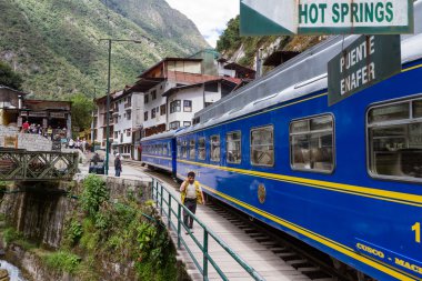 Aguas istemcileri veya Machu Pichu tren