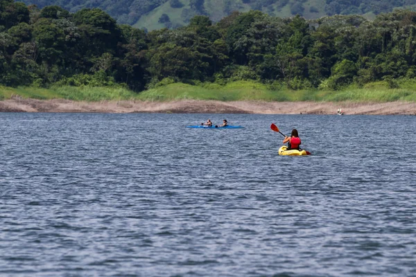 Kayaking tour of lake Arenal — Stock Photo, Image