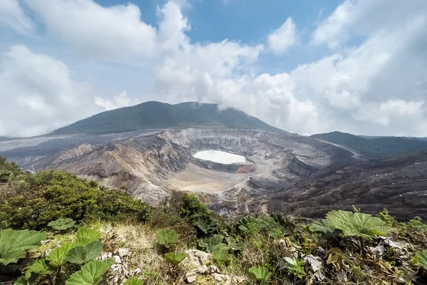 Poas volcano, costa rica波阿斯火山哥斯达黎加 — 图库照片