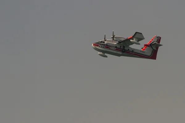 Firefighting plane — Stock Photo, Image