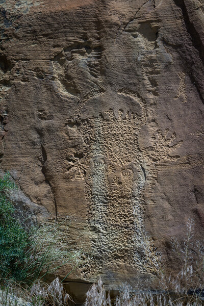 petroglyphs of wyoming