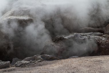 dumanı tüten kayalar 