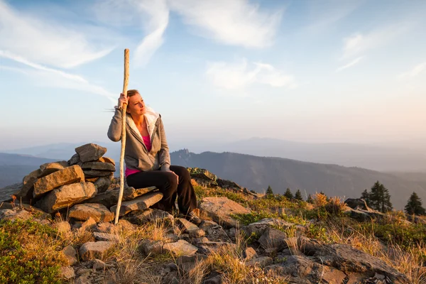 Guardando il tramonto — Foto Stock