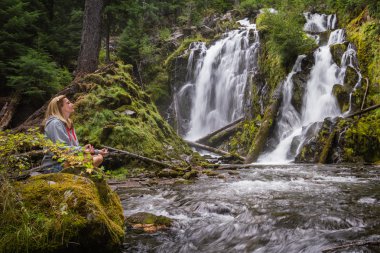 Oregon güzel şelale