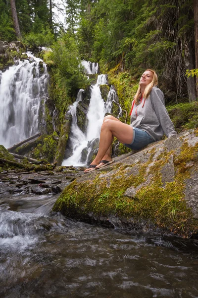 Vackra vattenfall i Oregon — Stockfoto