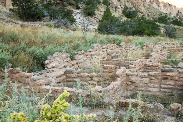 Ancient ruins in Bandelier National Monument — Stock Photo, Image