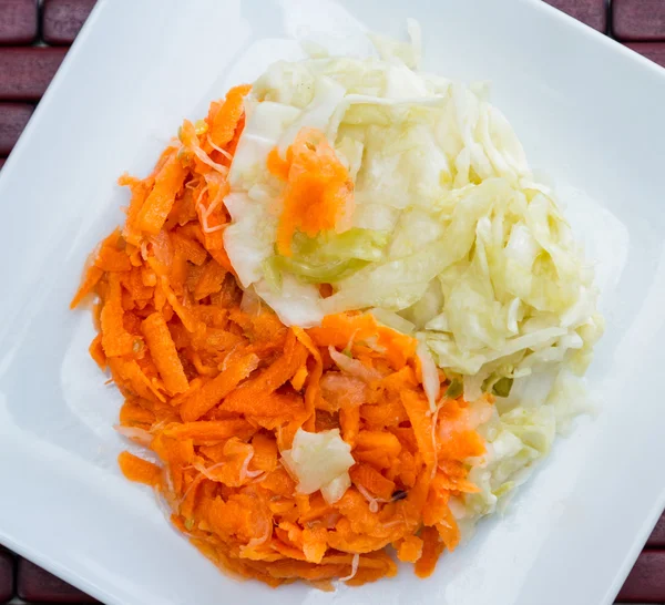 Fermented carrots and cabbage — Stock Photo, Image