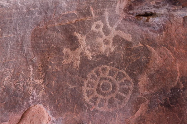 Ancient petroglyphs — Stock Photo, Image