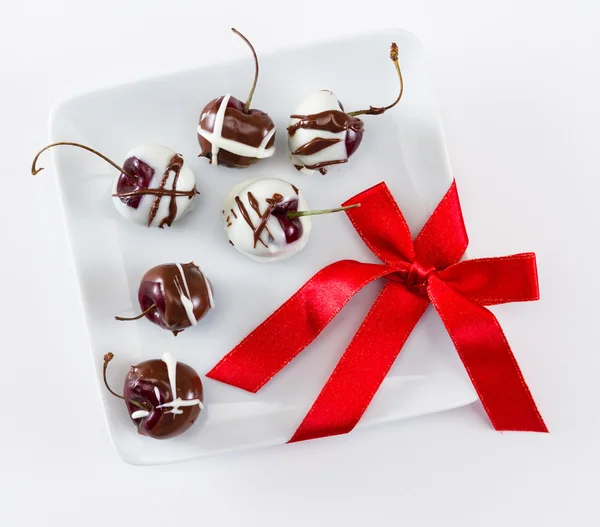 Chocolate covered cherries — Stock Photo, Image