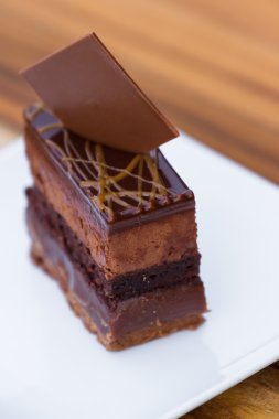 çikolata ve karamel kek