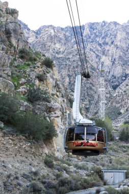 Palm Springs Aerial Tramway clipart