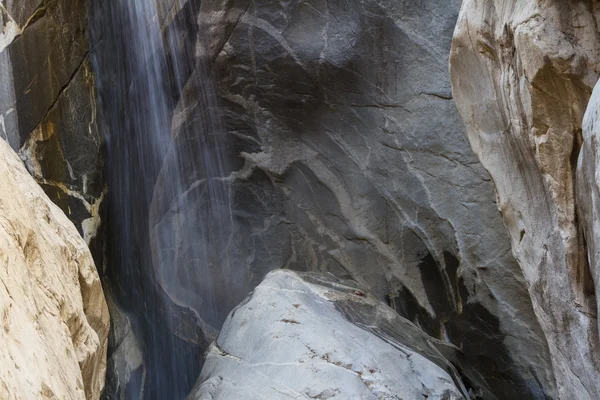 Waterfall in the desert — Stock Photo, Image