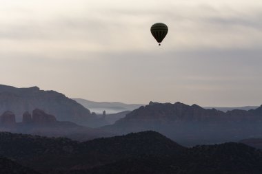 Sıcak hava balon ride Sedona'daki