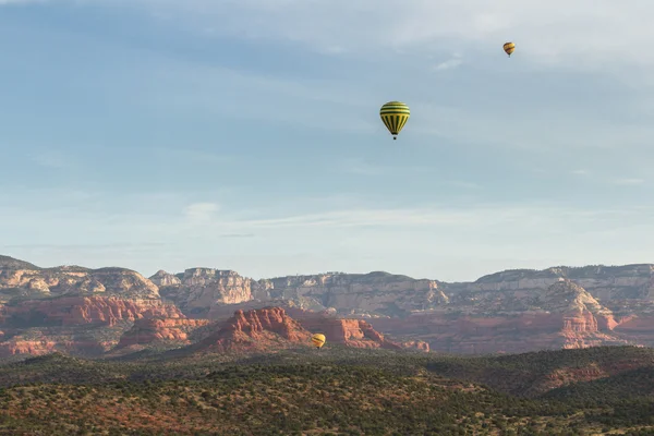 Heißluftballonfahrt in Sedona — Stockfoto