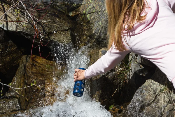 Drinking water — Stock Photo, Image