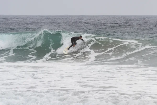 Surfing w Kalifornii — Zdjęcie stockowe