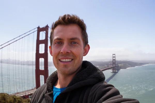 Klassieke selfie met de Golden Gate — Stockfoto
