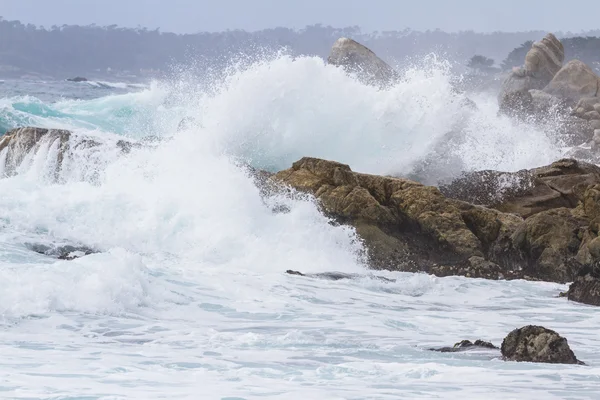 Ondas em colapso — Fotografia de Stock