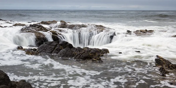 Thor's Well, Costa dell'Oregon — Foto Stock