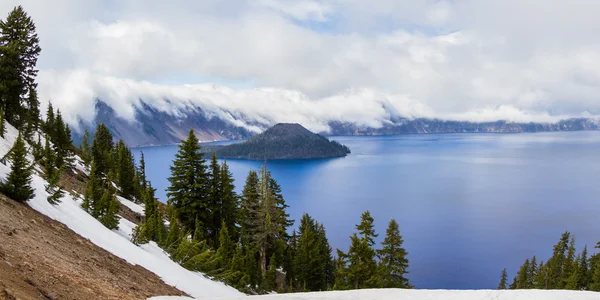 Lago da cratera, Oregon — Fotografia de Stock