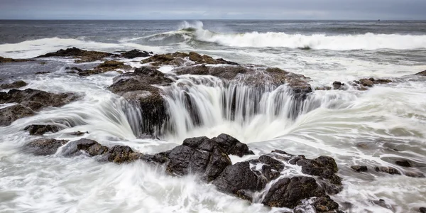 Thor's Well, Costa dell'Oregon — Foto Stock