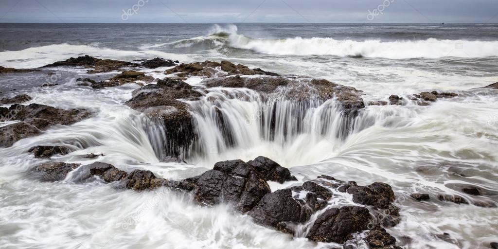 Thor's Well, Oregon Coast