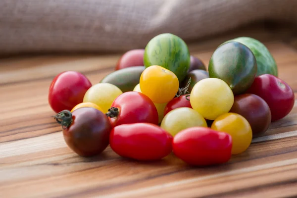 Colorful tomato varieties — Stock Photo, Image