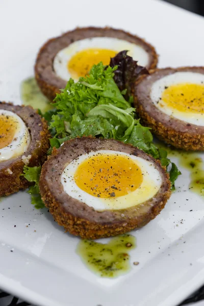 Serving of scotch eggs — Stock Photo, Image