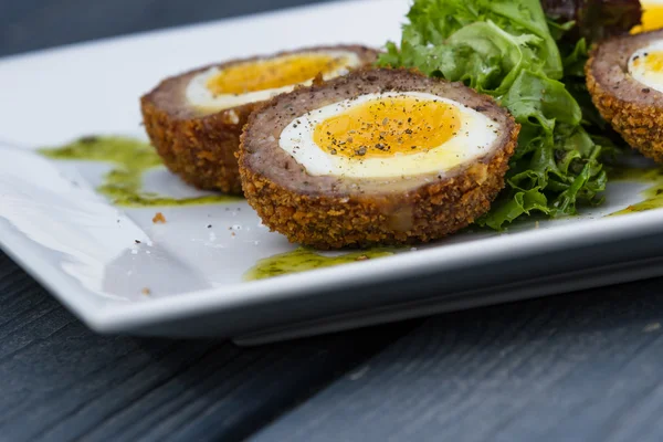 Serving of scotch eggs — Stock Photo, Image