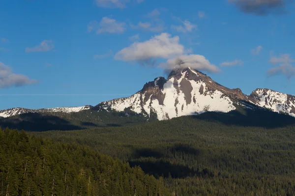 Mt Thielsen、オレゴン州 — ストック写真