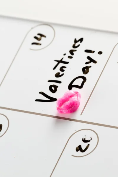 Día de San Valentín marcado en un calendario —  Fotos de Stock