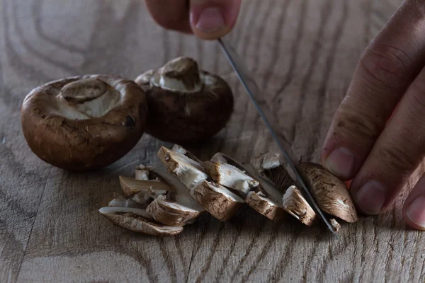 Funghi crudi biologici — Foto Stock