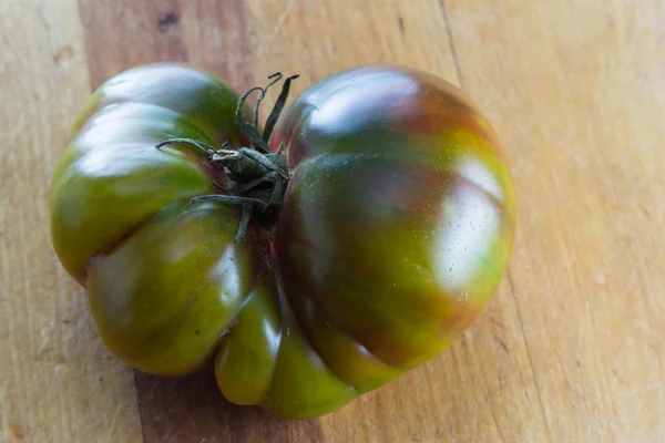 有机传家宝番茄 — 图库照片