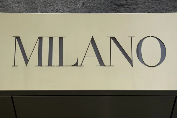 Milan znak na ścianie — Zdjęcie stockowe