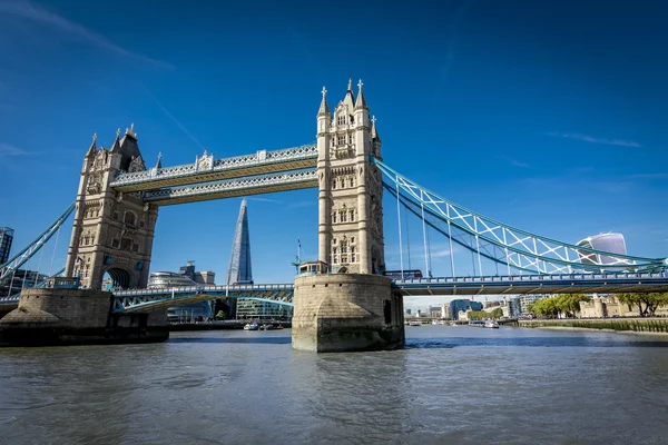 London från Themsen — Stockfoto