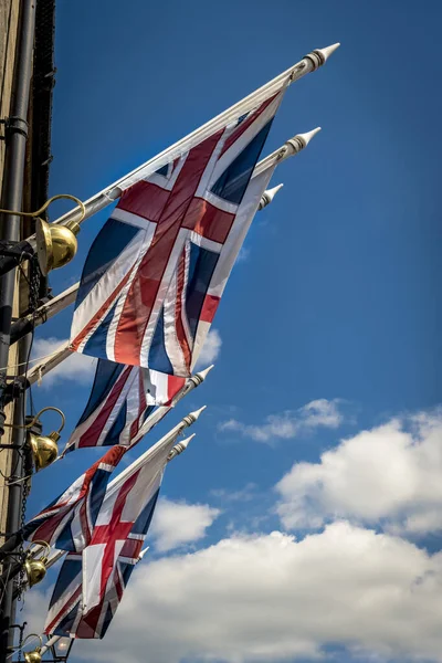 Union Jacks Flagi Anglii Słoneczny Dzień — Zdjęcie stockowe