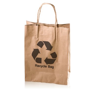 kahverengi kraft kağıt torba ile beyaz bir arka plan üzerinde kopya alanı: kırpma yolu