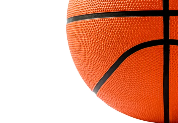 Zblízka střílel basketbal izolovaných na bílém — Stock fotografie