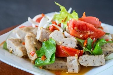 Tay mutfağının baharatlı domuz salata, Yum Moo Yor