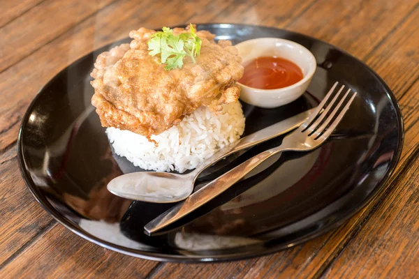 Rice with omelet and sauce Pepper — Stock Photo, Image