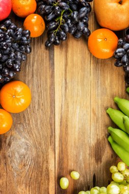 Stüdyo çekim, yeme, eski ahşap farklı meyve ta sağlıklı