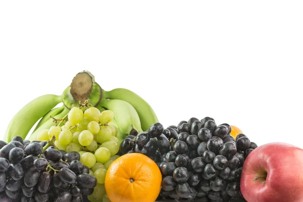 Verschillende vruchten geïsoleerd op wit, uitknippad opgenomen — Stockfoto