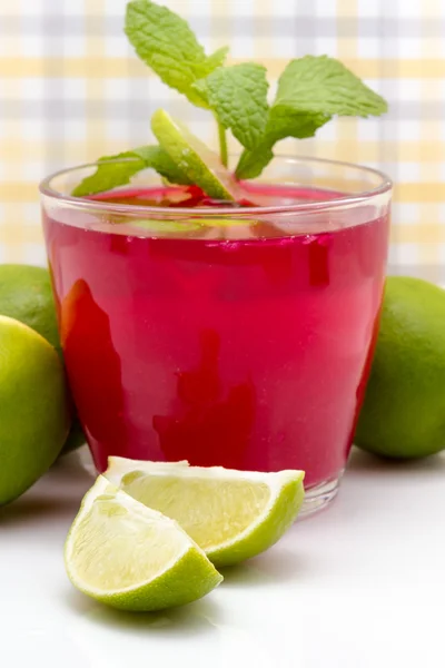 Limes In Drink Recipe — Stock Photo, Image